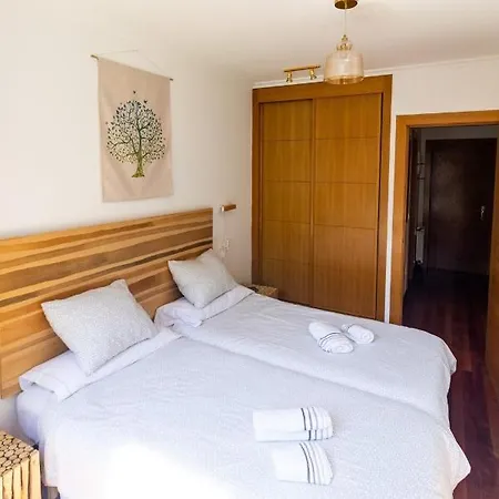 Myhousespain - Con Patio En Frente De La Playa Gijon