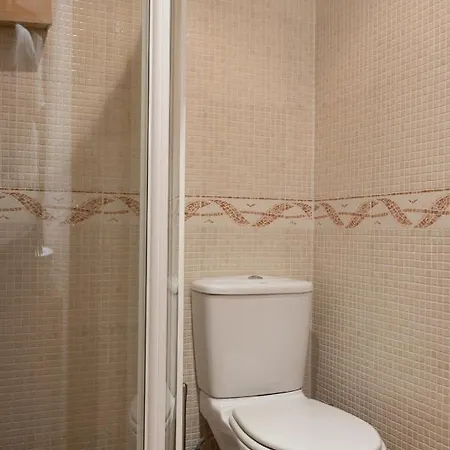 Myhousespain - Con Patio En Frente De La Playa *