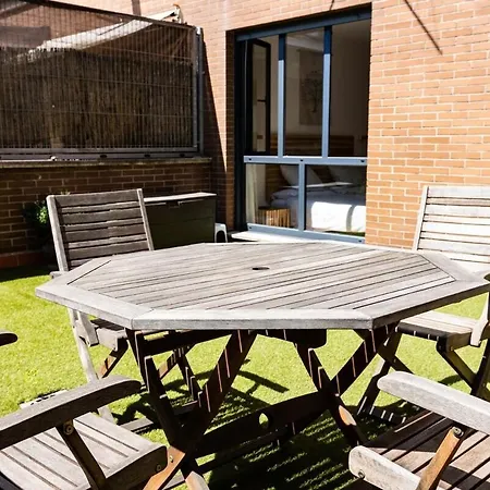 Myhousespain - Con Patio En Frente De La Playa * Gijon