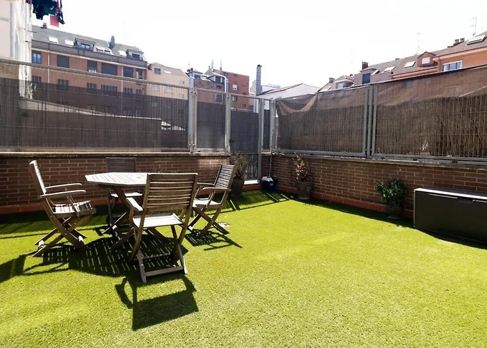 Myhousespain - Con Patio En Frente De La Playa Apartamento *